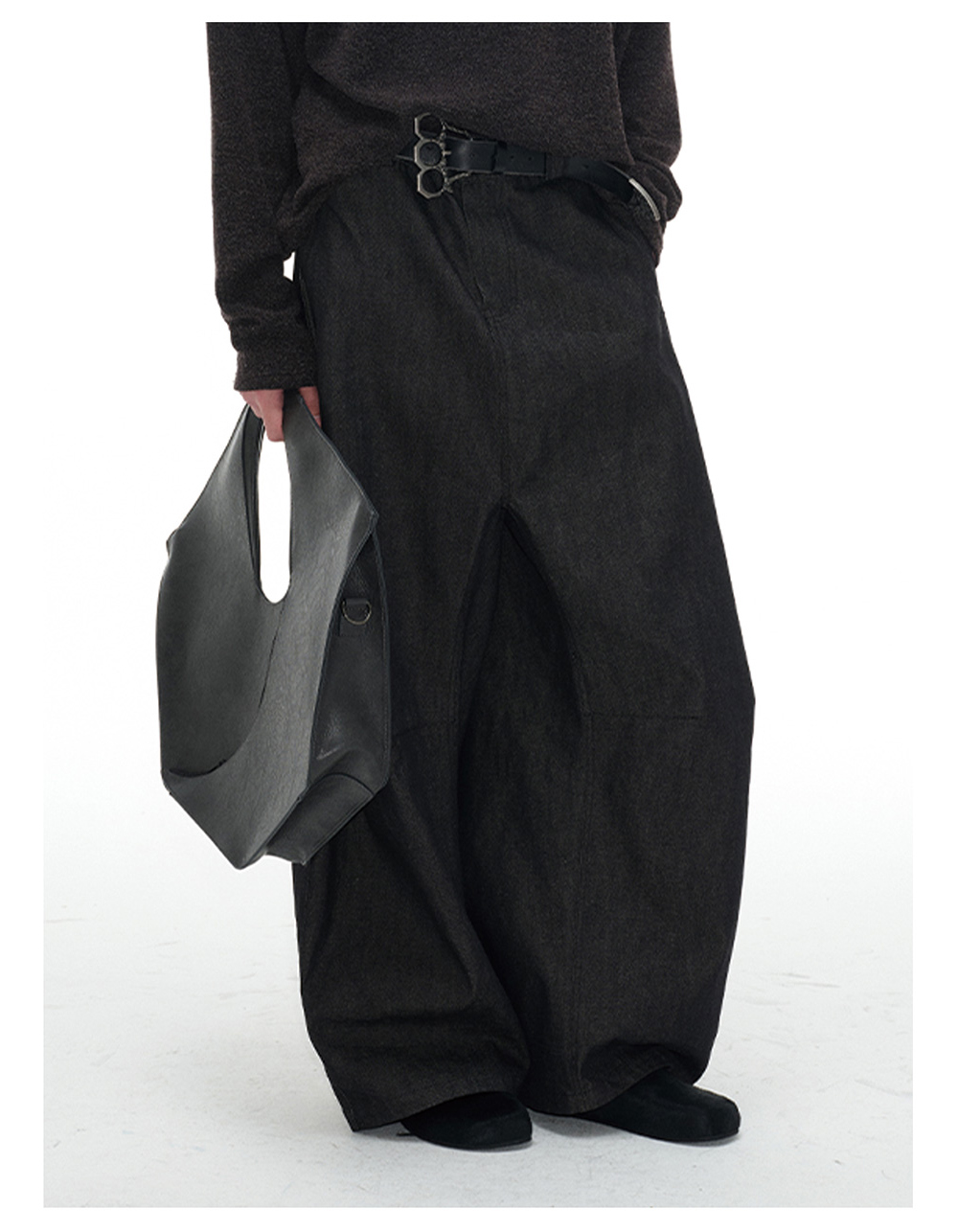 【国内発送/関税込!!】JCAESAR★LOW CROTCH DENIMS ロークロッチ JCAESAR] Original Denim Low-Crotch Tapered Pants - BCAESAR