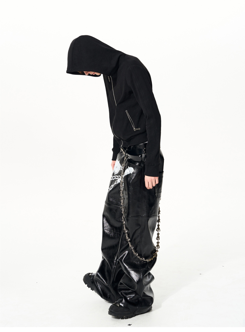 Skull Cross Embellished Hoodie - 비엑세스