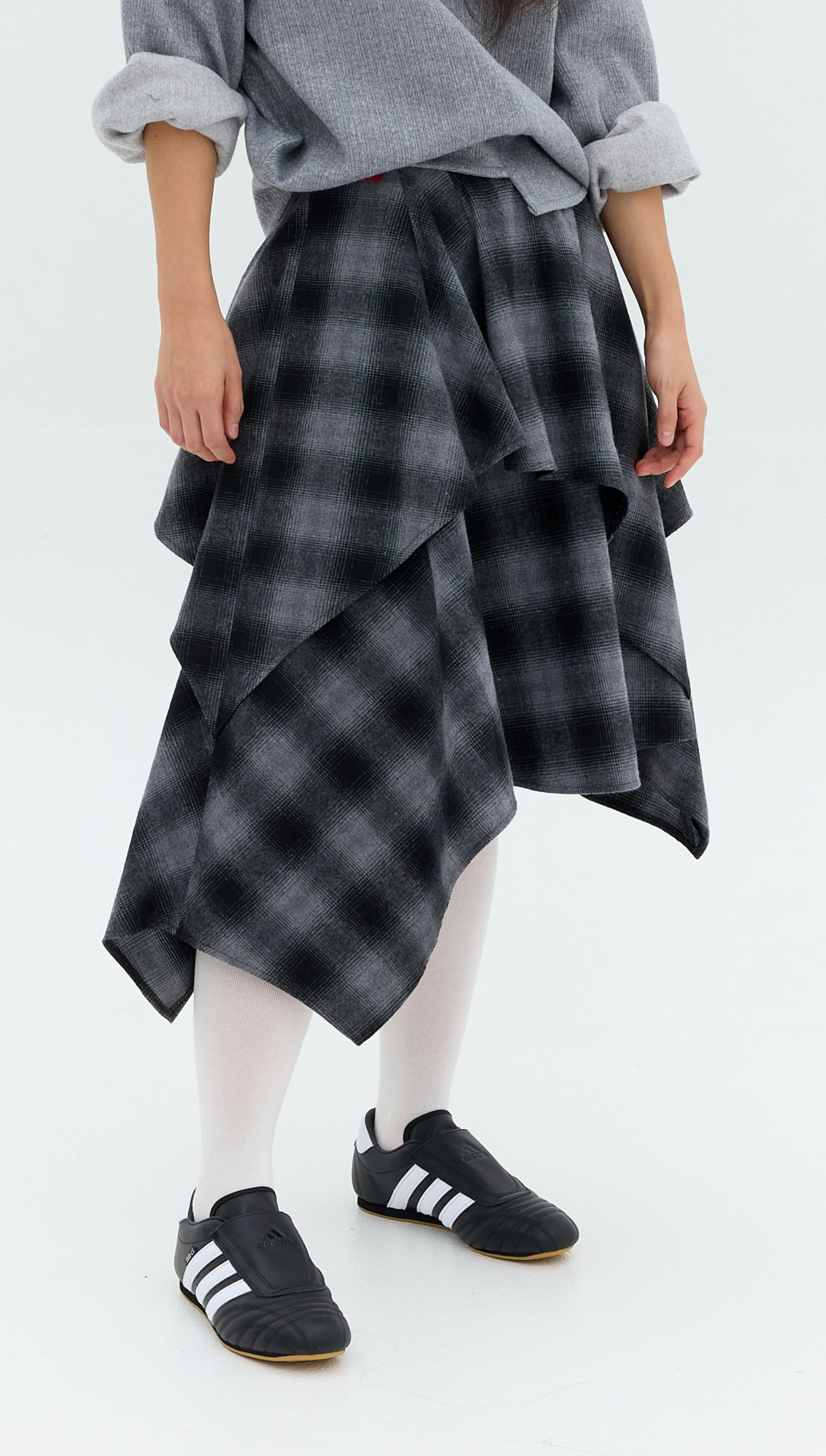 [2차 RESTOCK] CHECK FLARE SKIRT (BLACK CHECK)