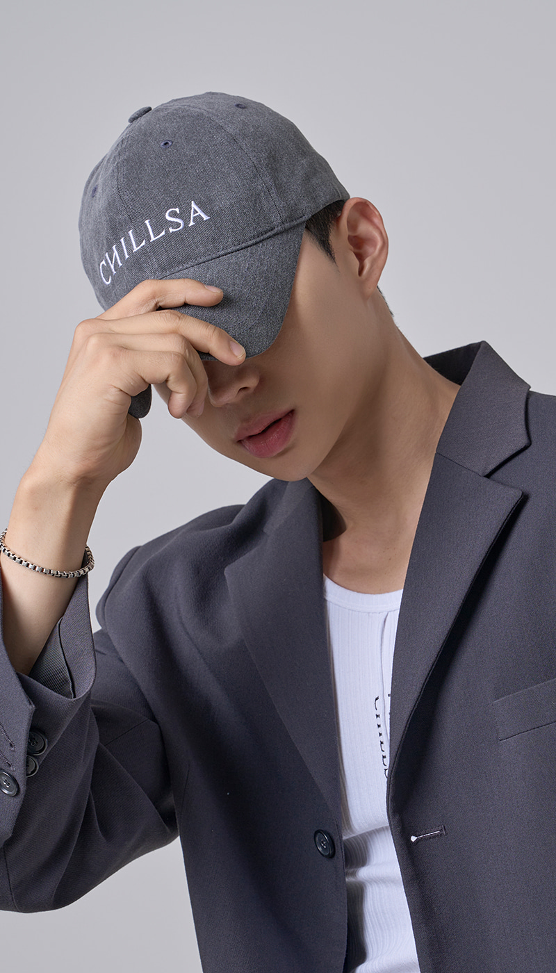 キャップ CHILLSA Rebel Ball CapPigment Brown Buy Rebel Since 1861 aged brown baseball cap with velcro closure