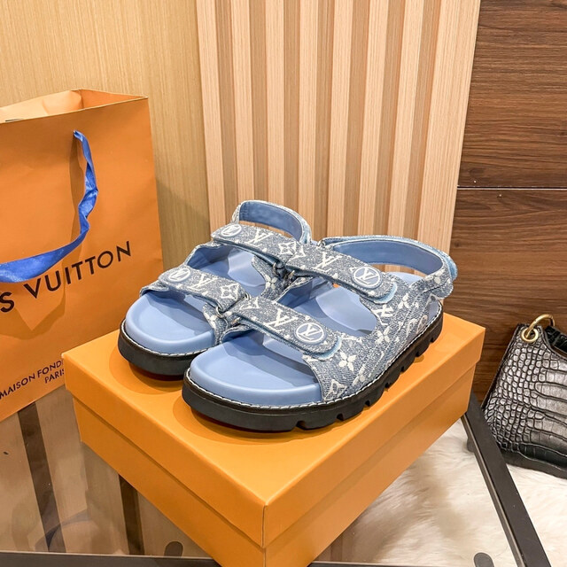 Louis Vuitton Sandals (1AB0T8)