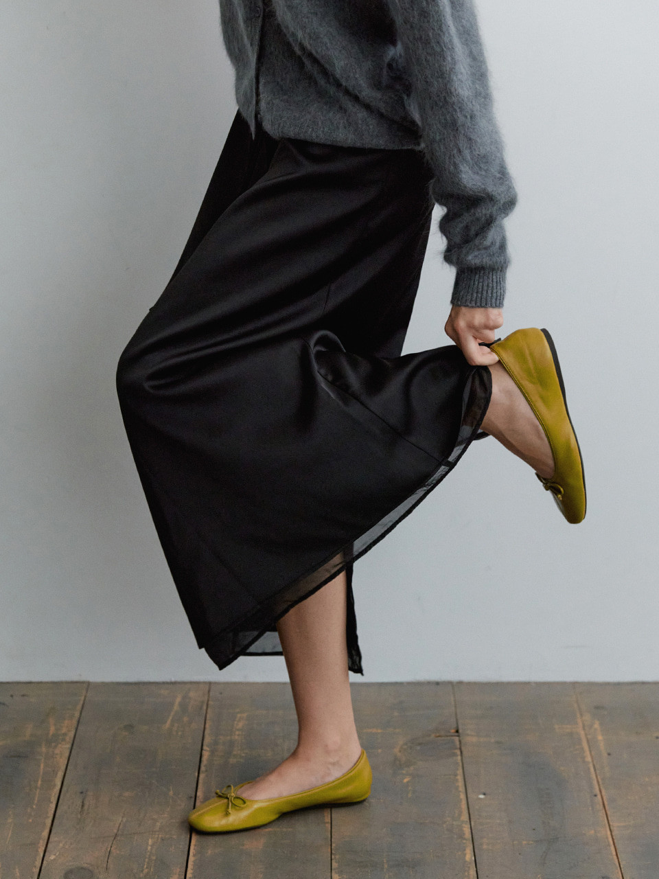 Satin string maxi skirt [KNFW08SK02]_Black - 노운베러