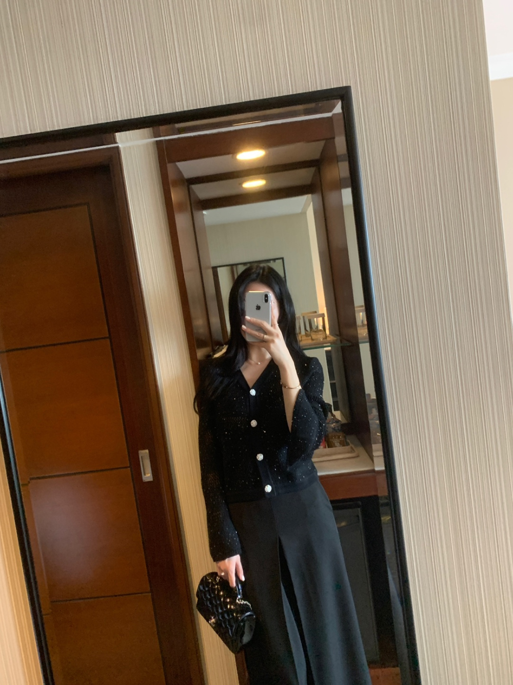 CLASSY 포르타주 글리터 가디건 / BLACK OFRYU CLASSY 포르타주 글리터 가디건 / BLACK OFRYU