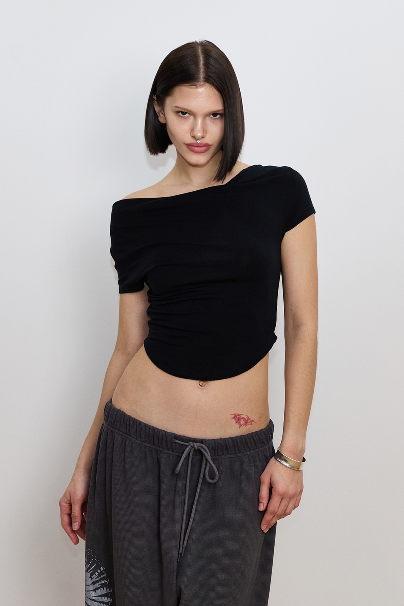 【toomuchtax】ASYMMETRIC ONE SHOULDER T-SHIRT TOOMUCHTAX Asymmetric One Shoulder T-shirt - Voyage