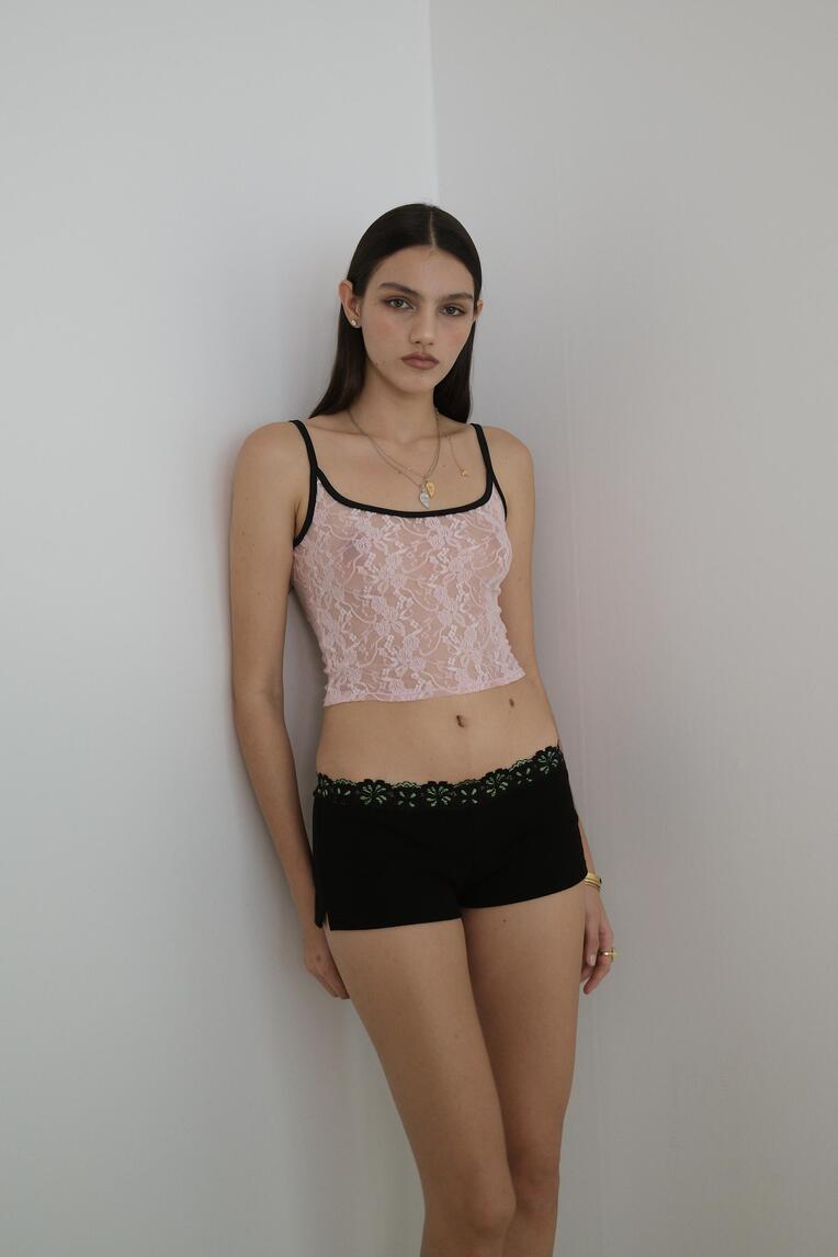 【toomuchtax】LACE RIBBED MICRO SHORTS LACE RIBBED MICRO SHORTS (BLACK) - TOOMUCHTAX
