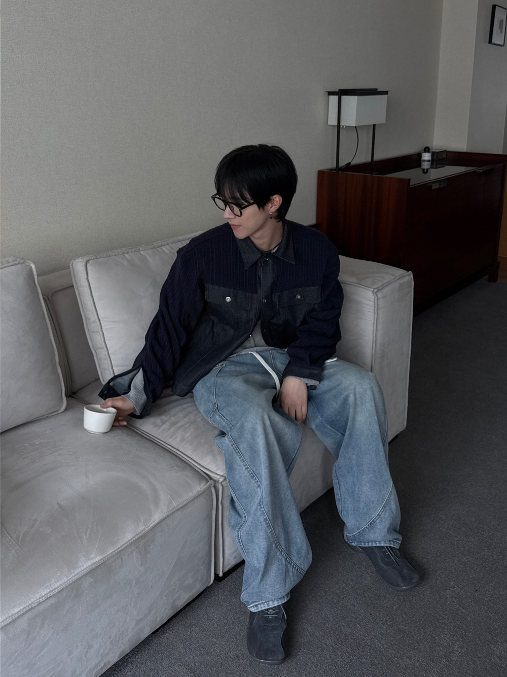 바지 모델 착용 이미지-S182L9