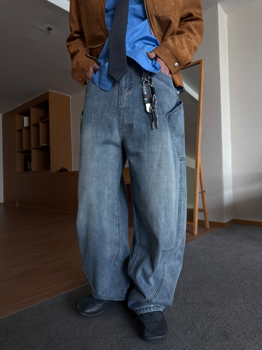 바지 모델 착용 이미지-S182L7