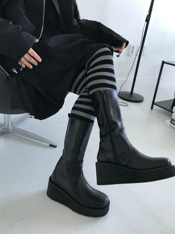【hippiedippy】grey rain boots s-l1200.jpg