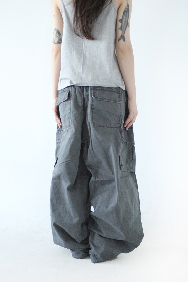 【hippiedippy】glossy cargo pants 7eb145f3-74d3-46bd-861f-