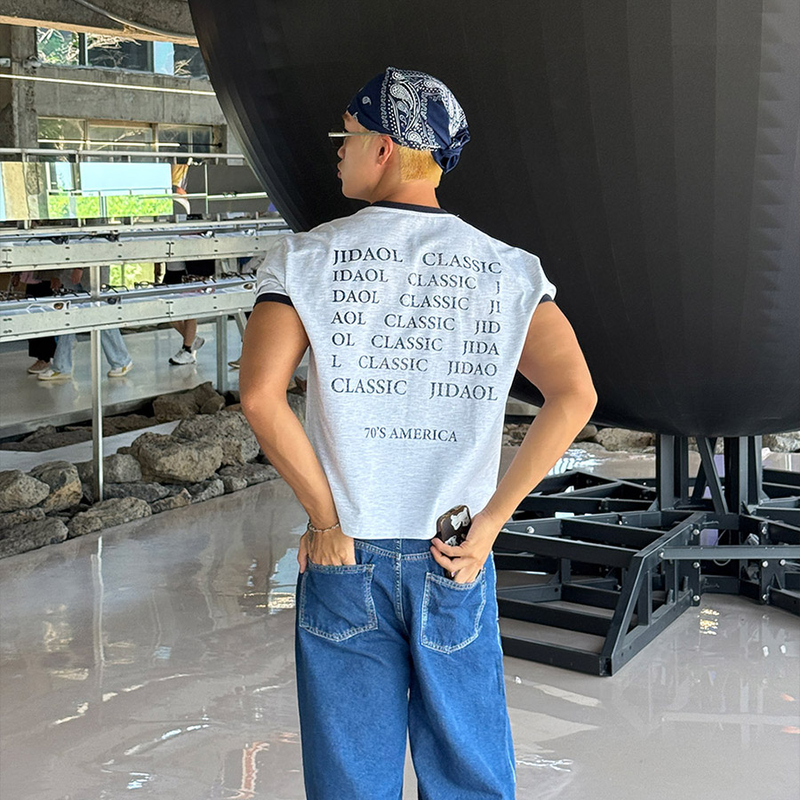 新品　2CD+ポストカード+Tシャツ+タオル　Li Zhi リー・ジー　李志 ◇ジョーゼット チェック＆ストライプ長袖シャツ（カジュアル