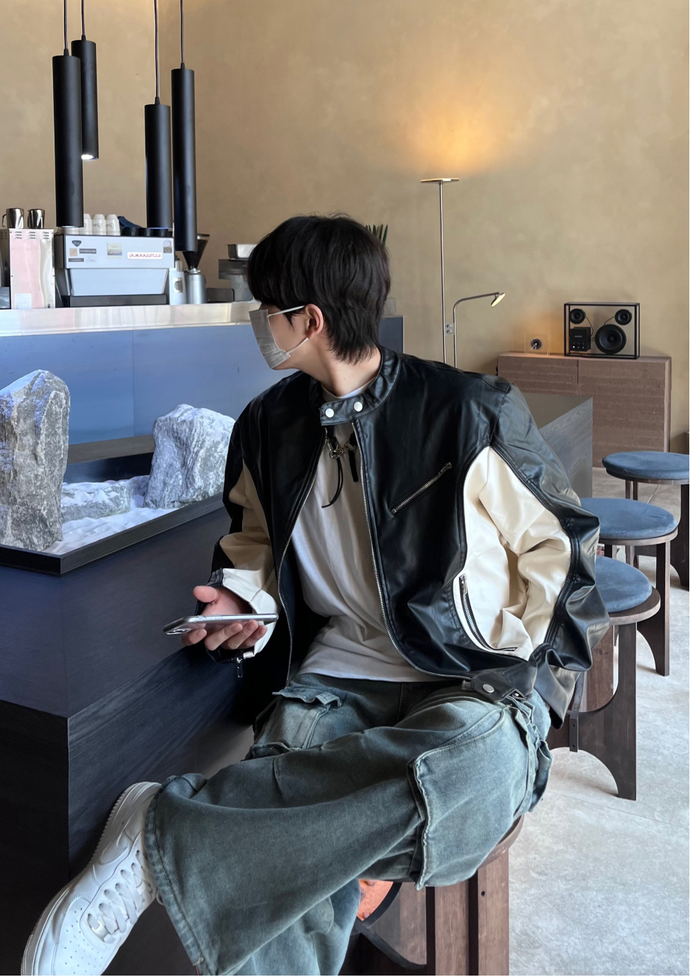 재킷 모델 착용 이미지-S41L9