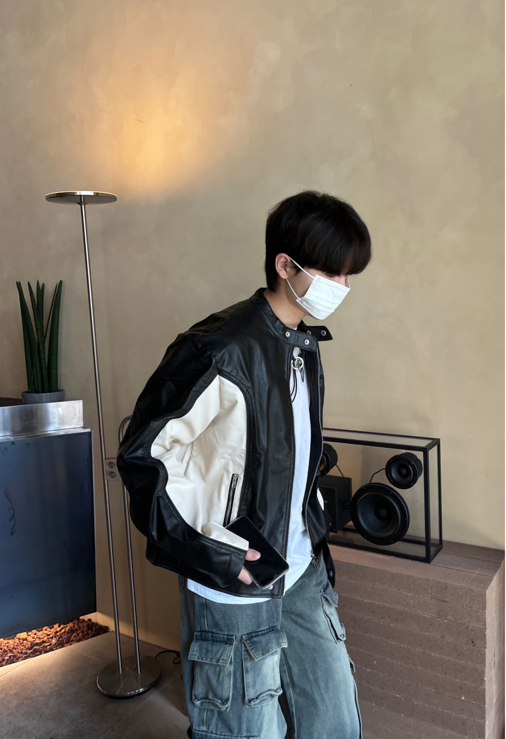 재킷 모델 착용 이미지-S35L71