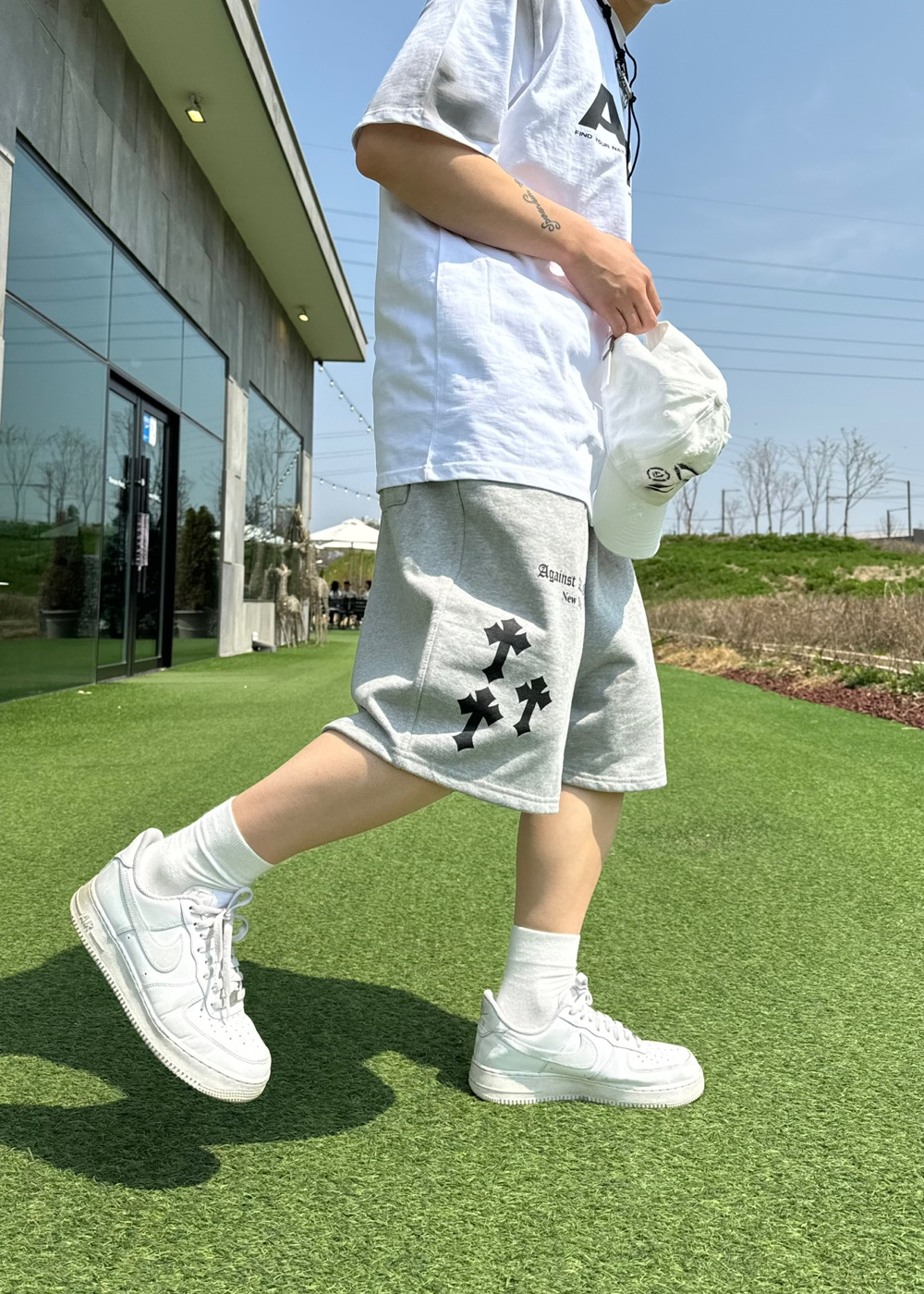 반바지 모델 착용 이미지-S41L11