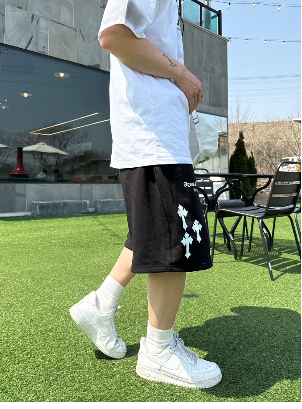 반바지 모델 착용 이미지-S41L9
