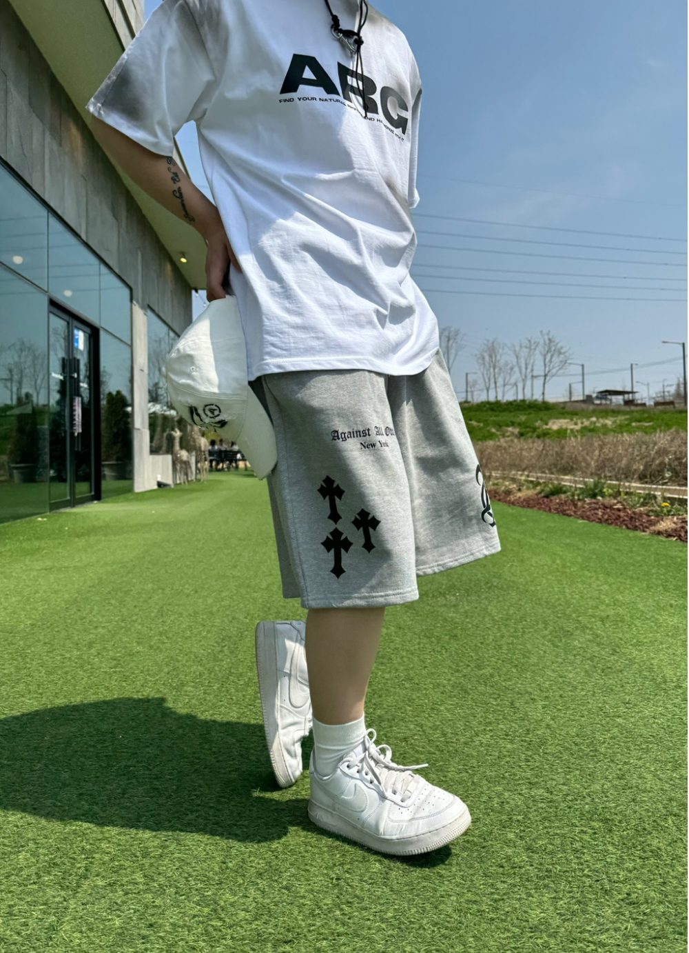 반바지 모델 착용 이미지-S35L74