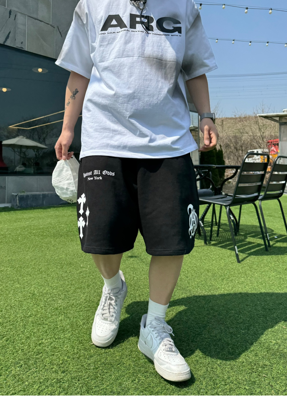 반바지 모델 착용 이미지-S26L24