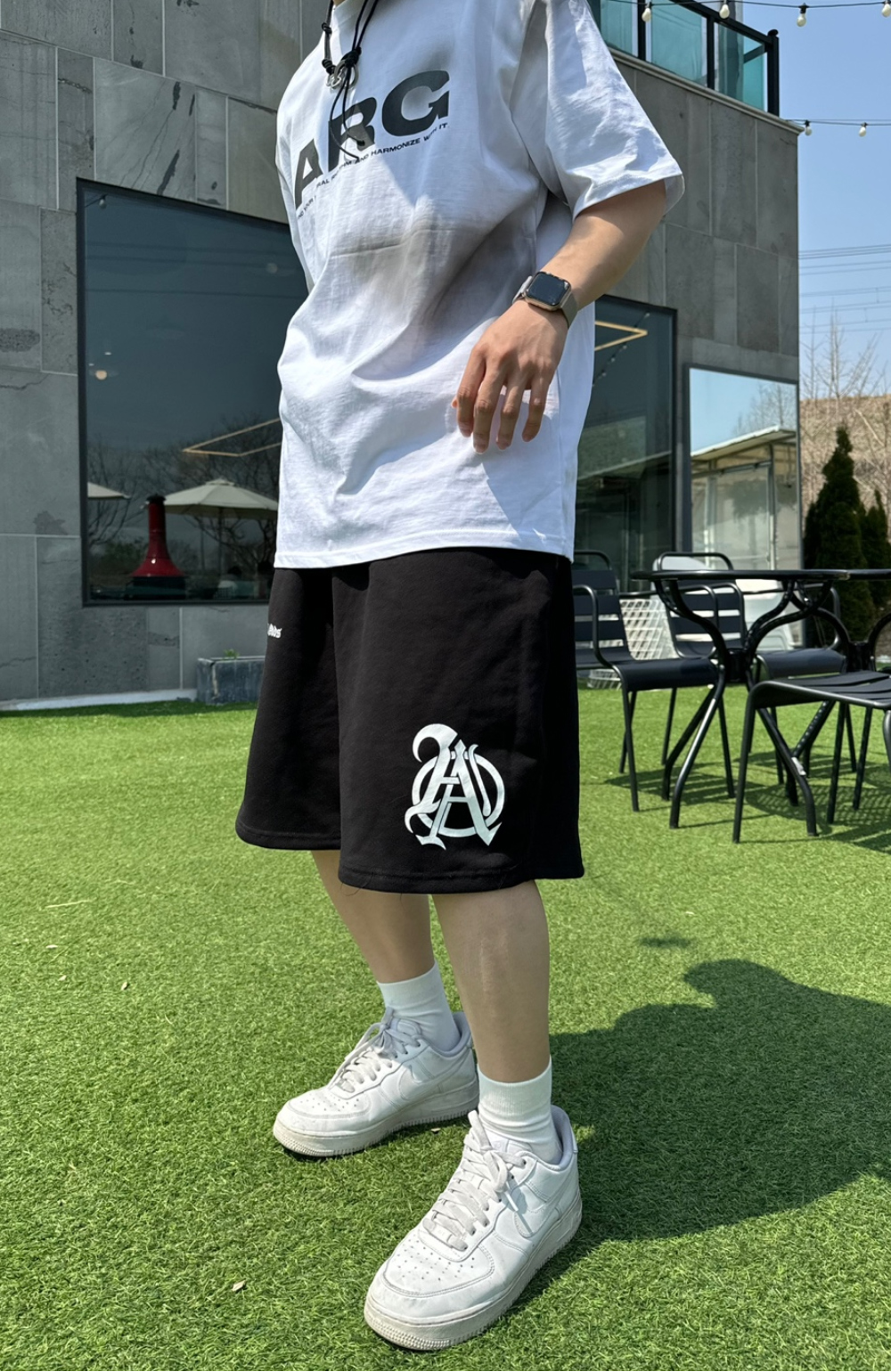 반바지 모델 착용 이미지-S41L7