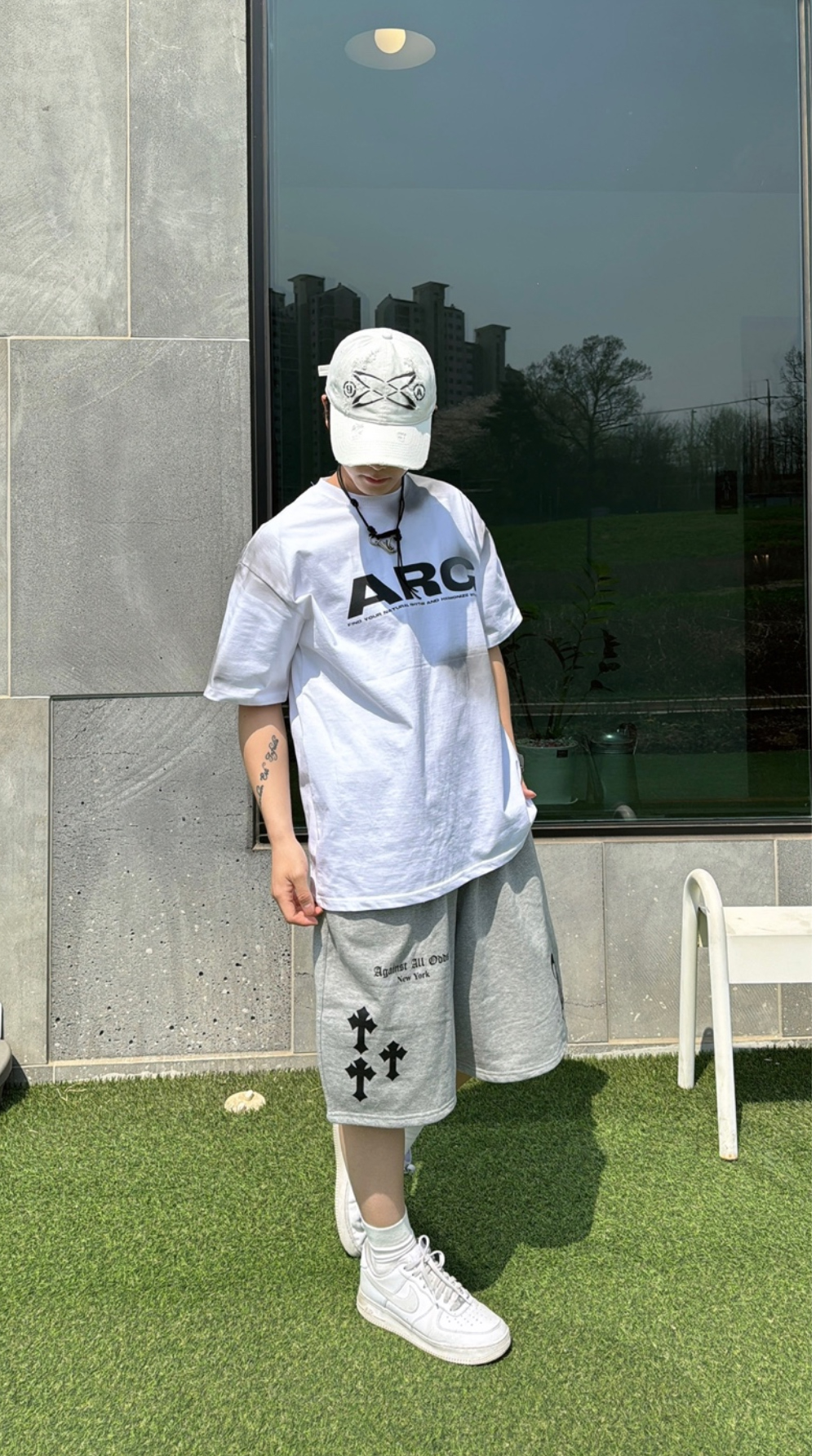 반바지 모델 착용 이미지-S47L74