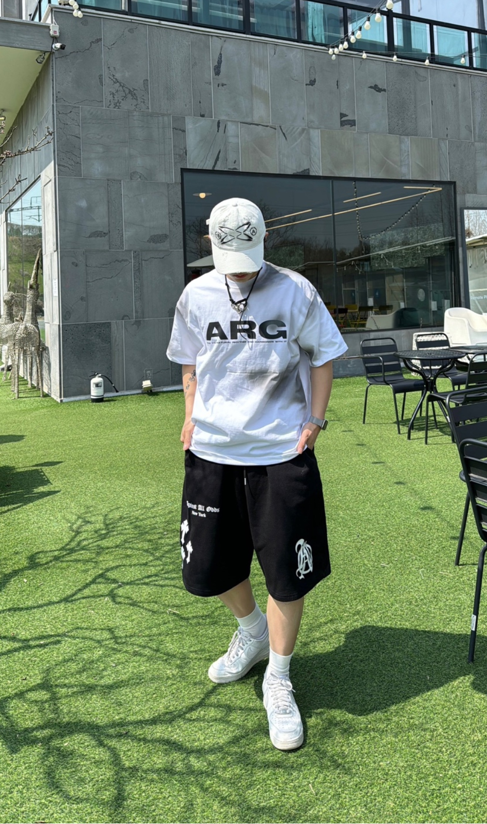 반바지 모델 착용 이미지-S51L75