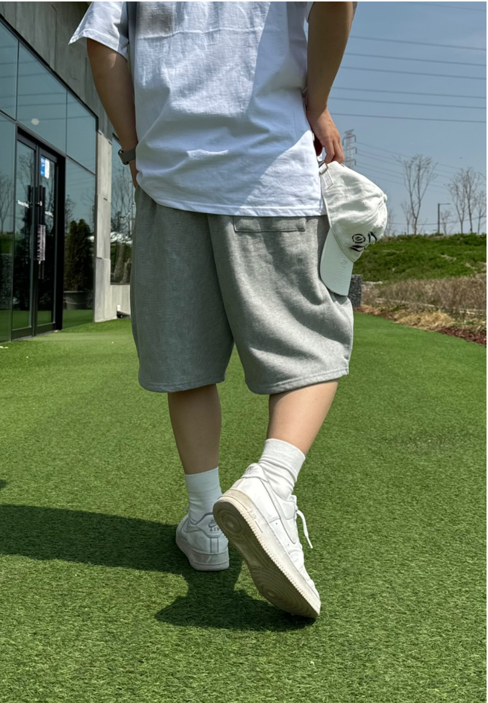 반바지 모델 착용 이미지-S41L1