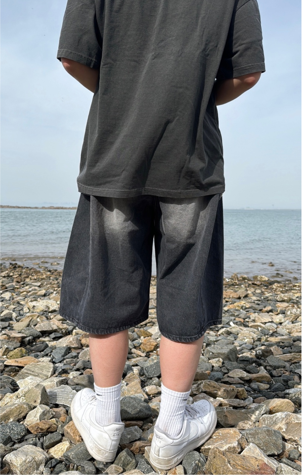 반바지 모델 착용 이미지-S47L71