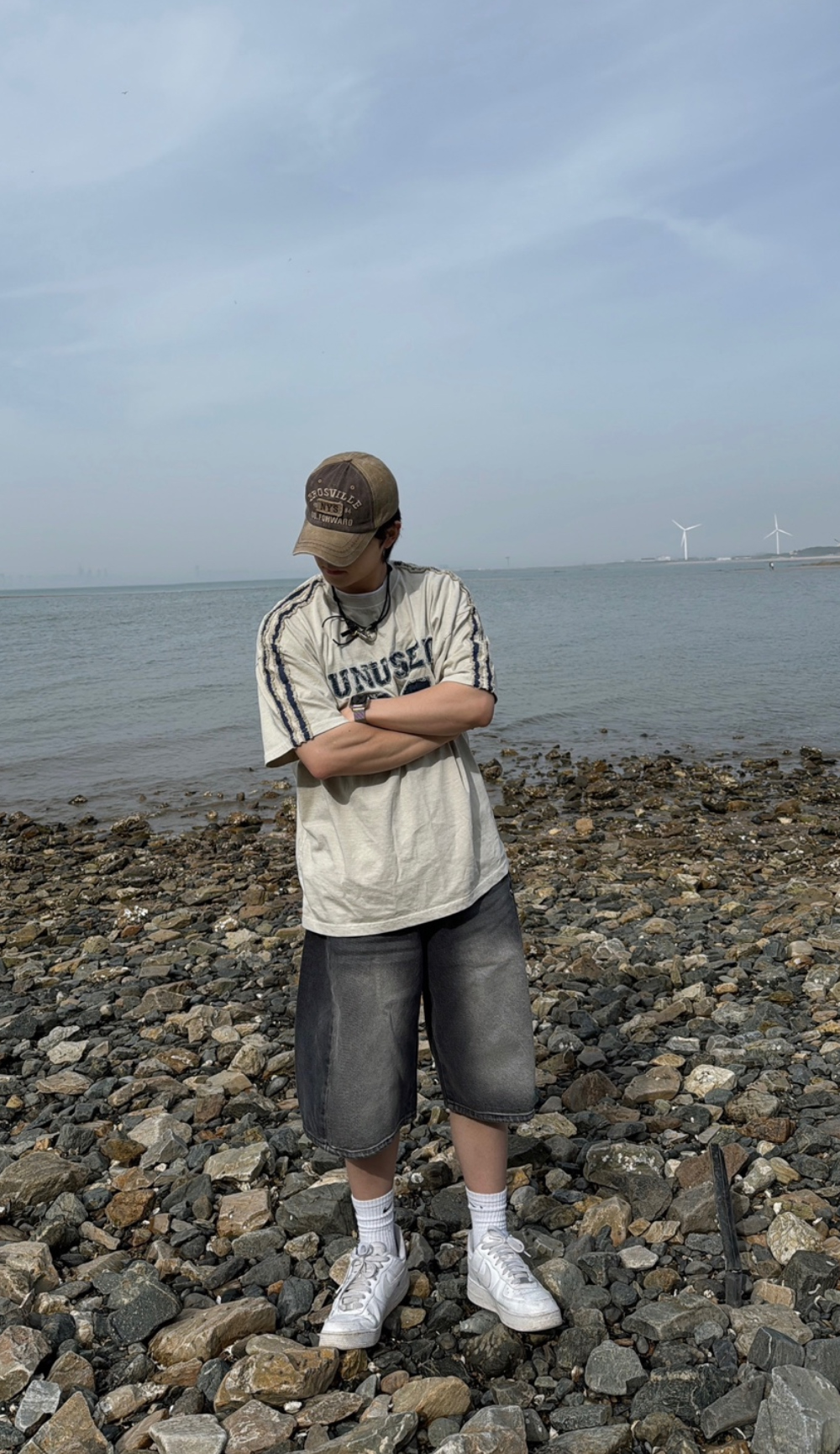 반바지 모델 착용 이미지-S26L22