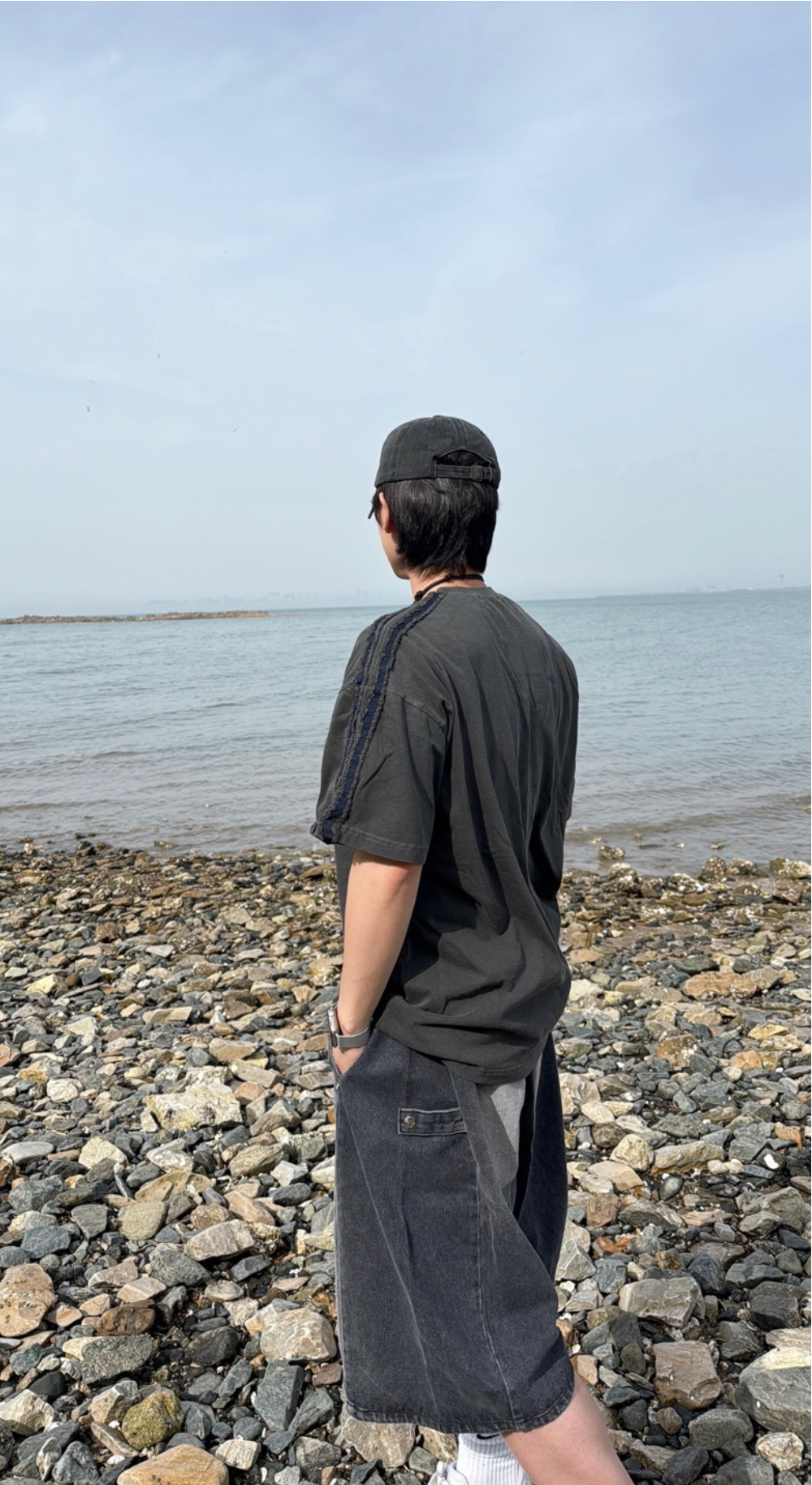 반바지 모델 착용 이미지-S26L77