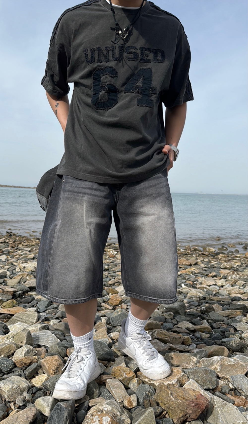 반바지 모델 착용 이미지-S41L9