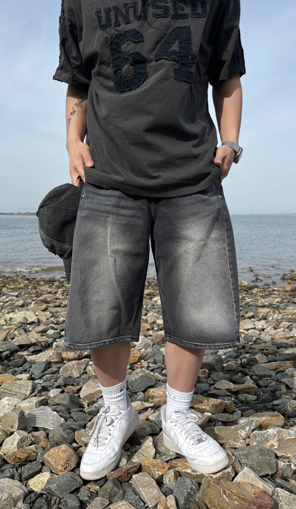 반바지 모델 착용 이미지-S78L2