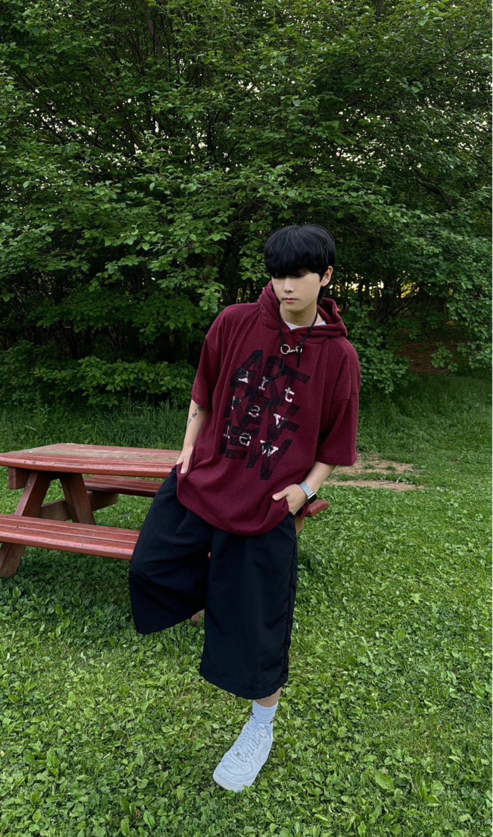 반팔 티셔츠 모델 착용 이미지-S47L70