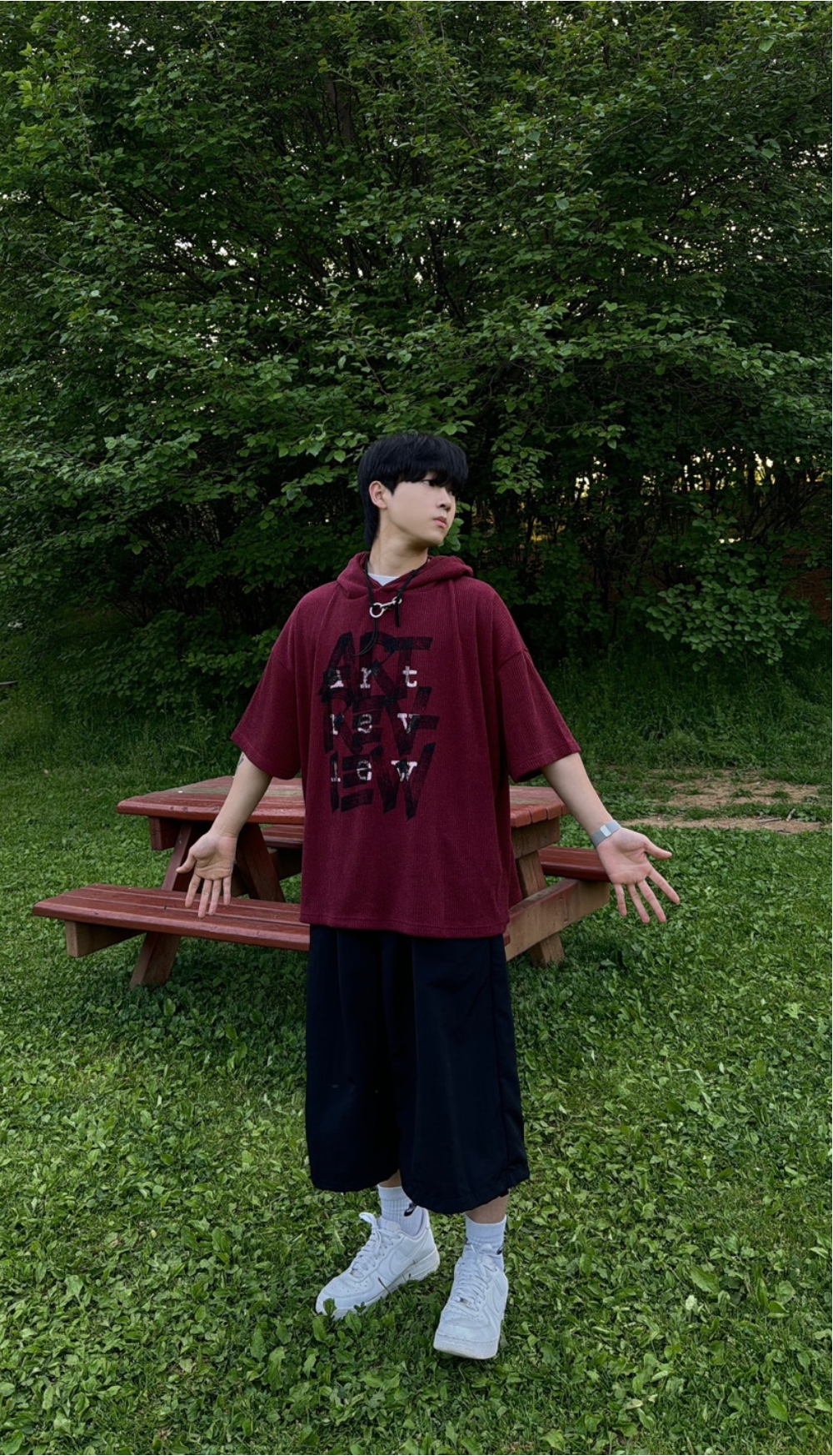 반팔 티셔츠 모델 착용 이미지-S26L77