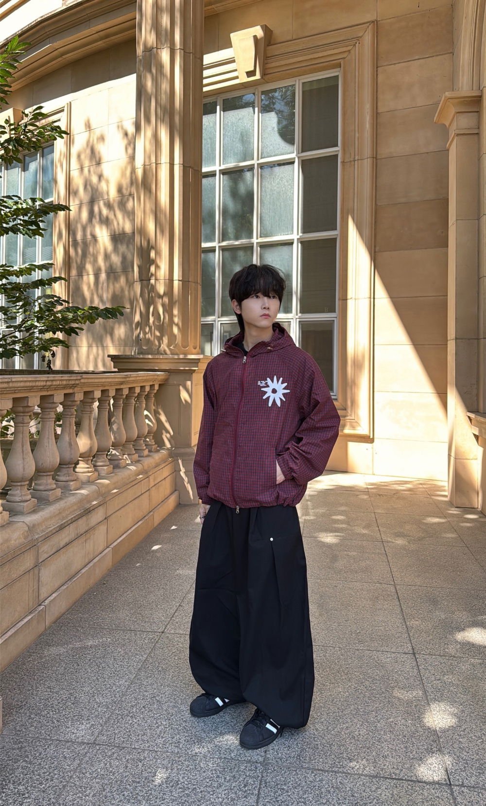 바지 모델 착용 이미지-S25L36