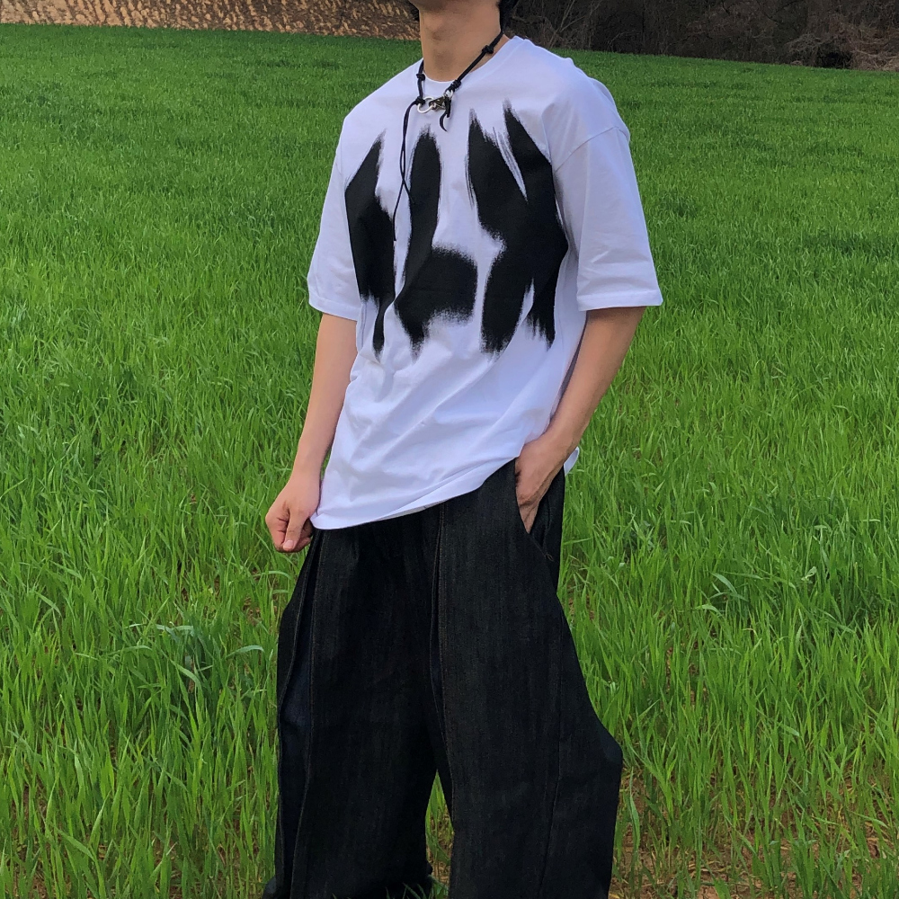 반팔 티셔츠 모델 착용 이미지-S1L38