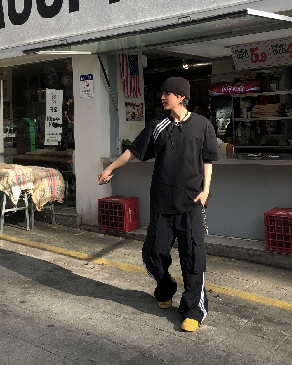 바지 모델 착용 이미지-S1L34