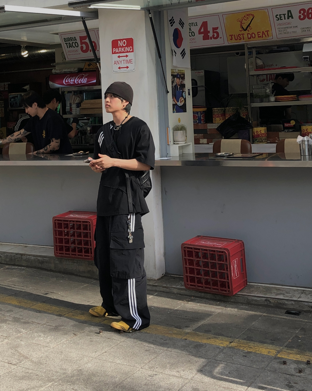 바지 모델 착용 이미지-S1L22