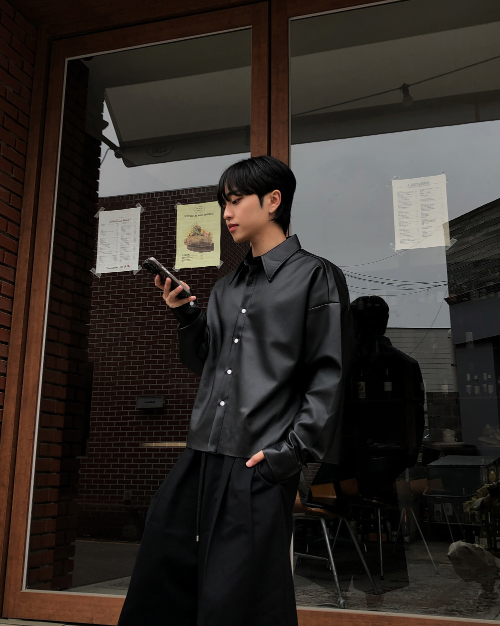 바지 모델 착용 이미지-S1L31