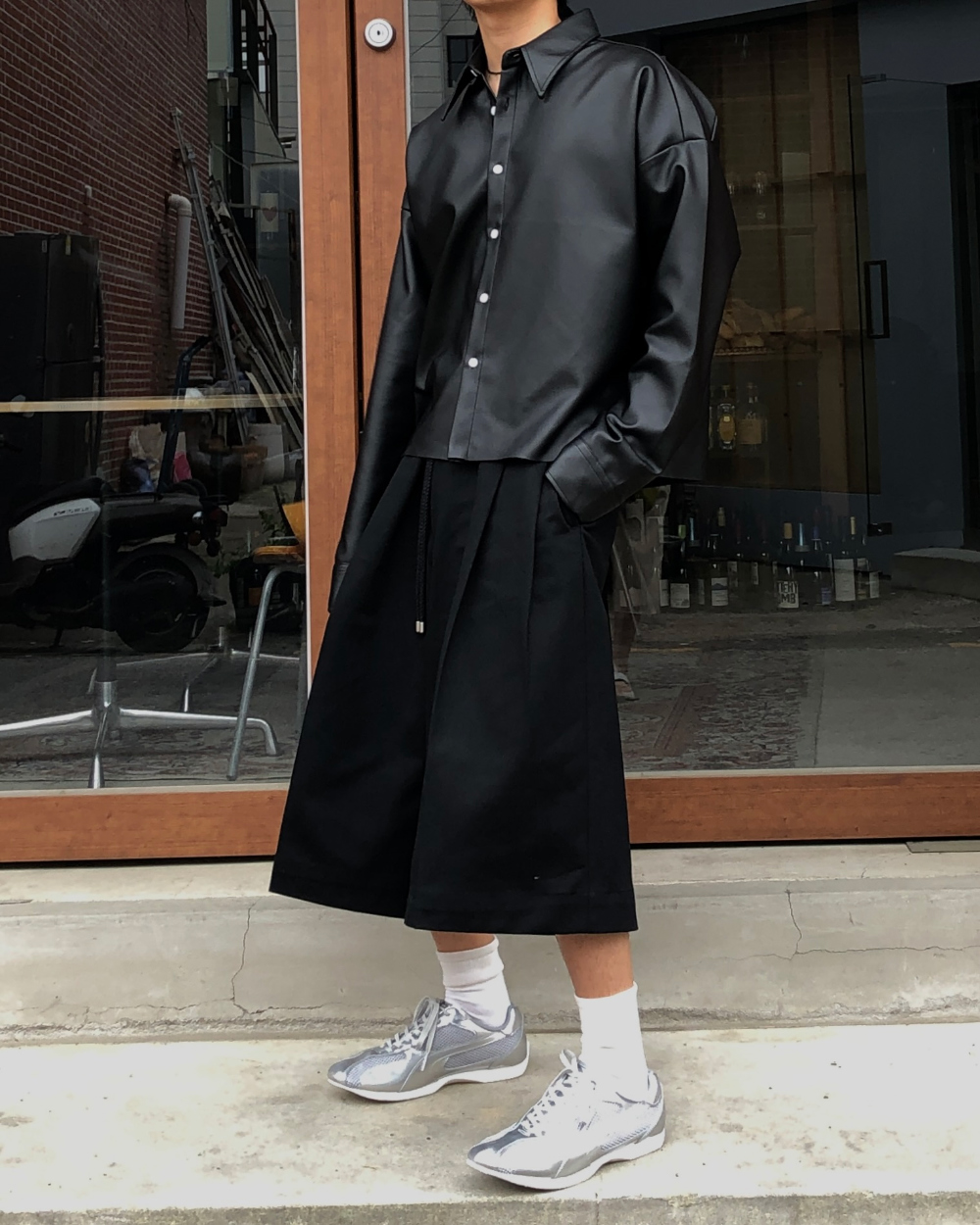 바지 모델 착용 이미지-S1L20