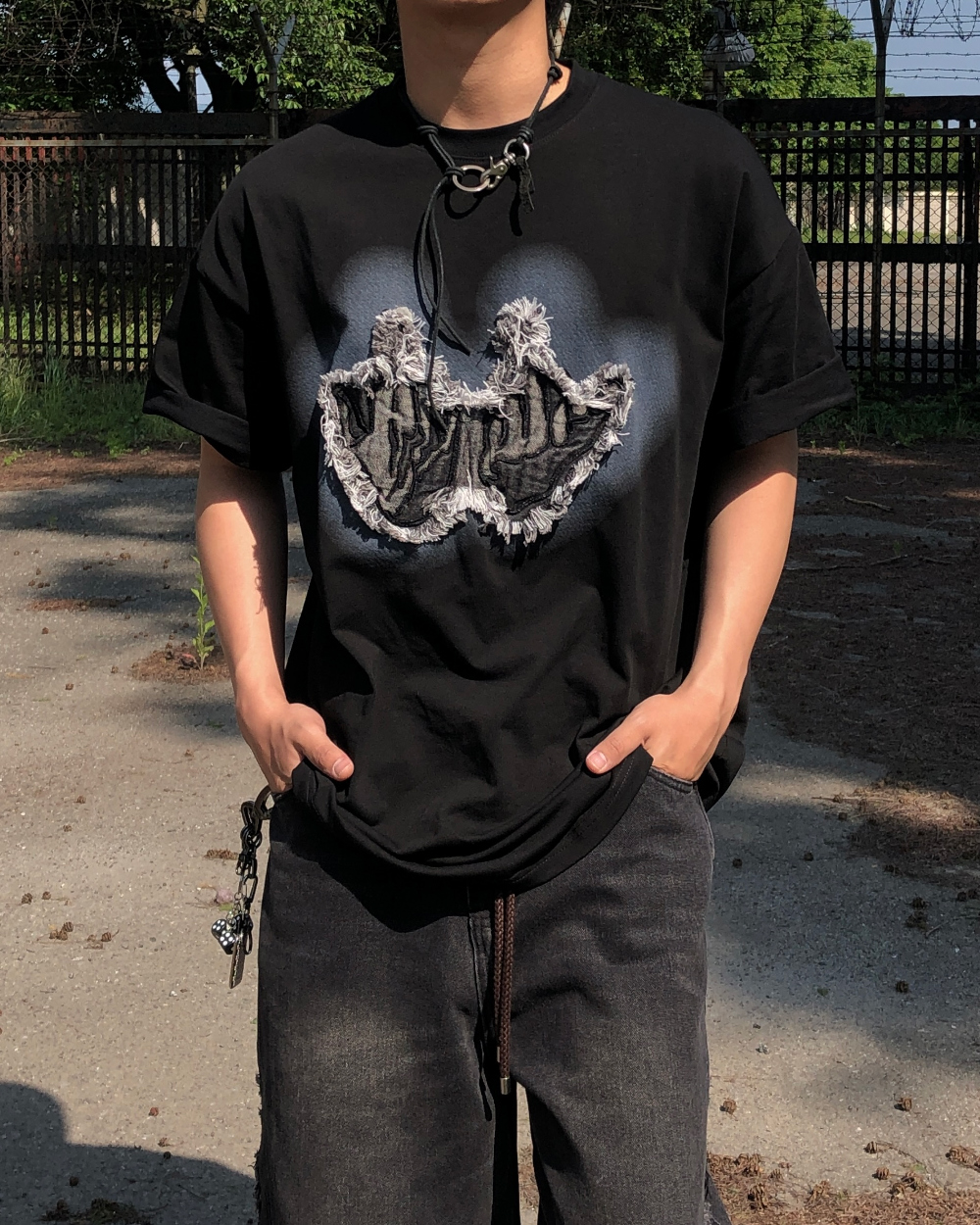 반팔 티셔츠 모델 착용 이미지-S1L19