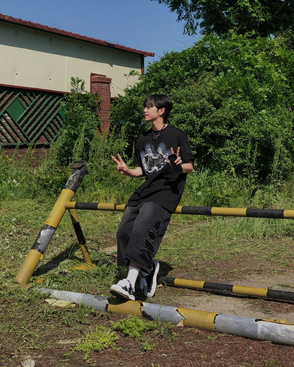 반팔 티셔츠 모델 착용 이미지-S1L14