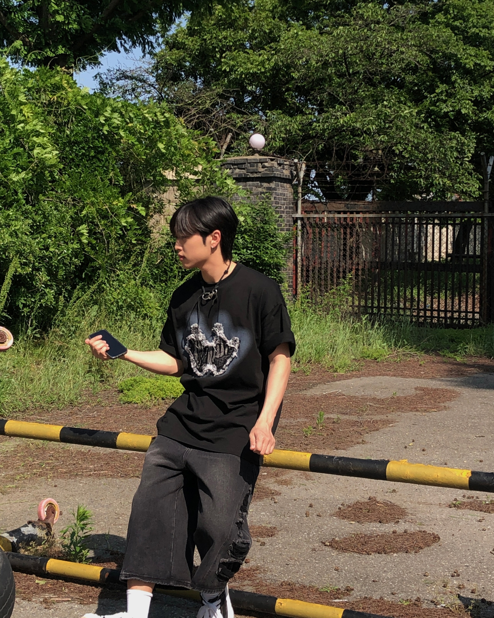 반팔 티셔츠 모델 착용 이미지-S1L32