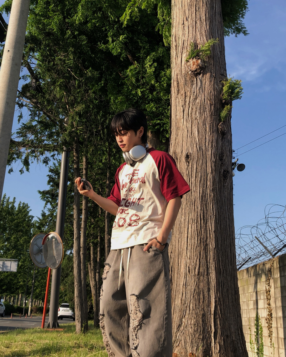 반팔 티셔츠 모델 착용 이미지-S1L15