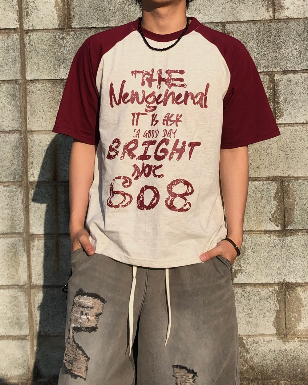 반팔 티셔츠 모델 착용 이미지-S1L19