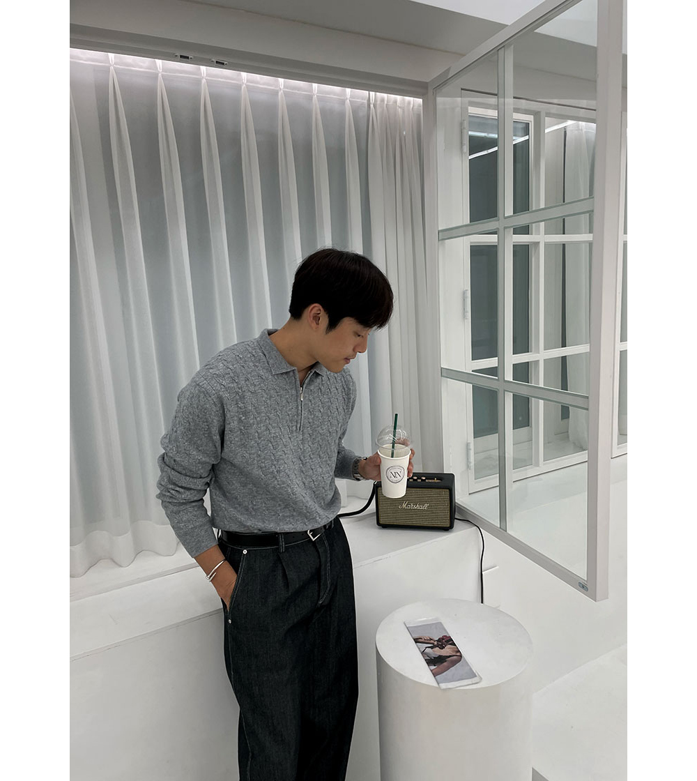 긴팔 티셔츠 모델 착용 이미지-S11L26