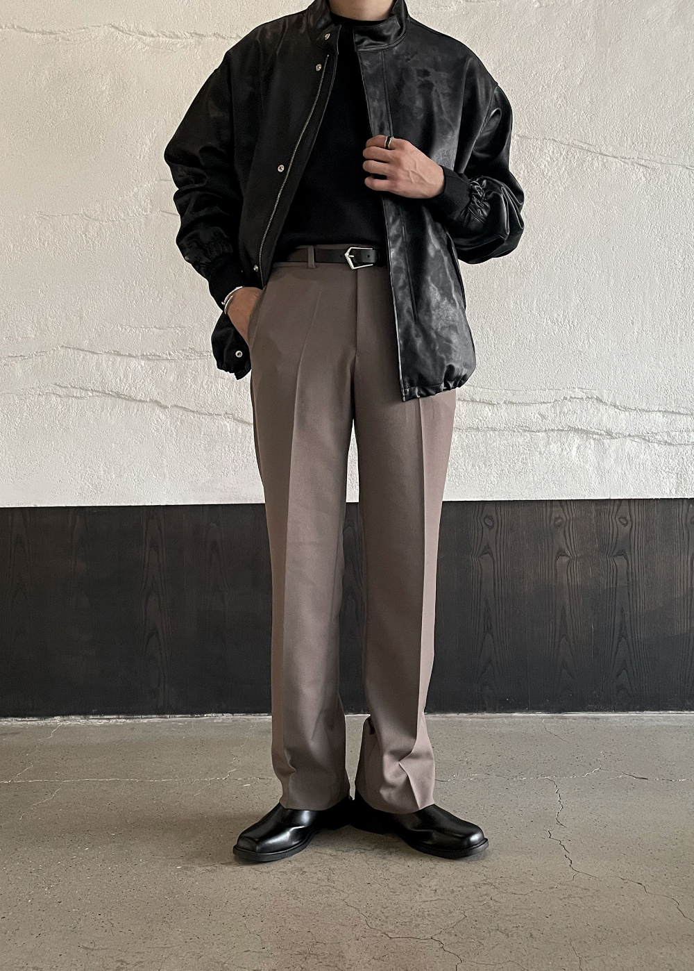 재킷 모델 착용 이미지-S35L10