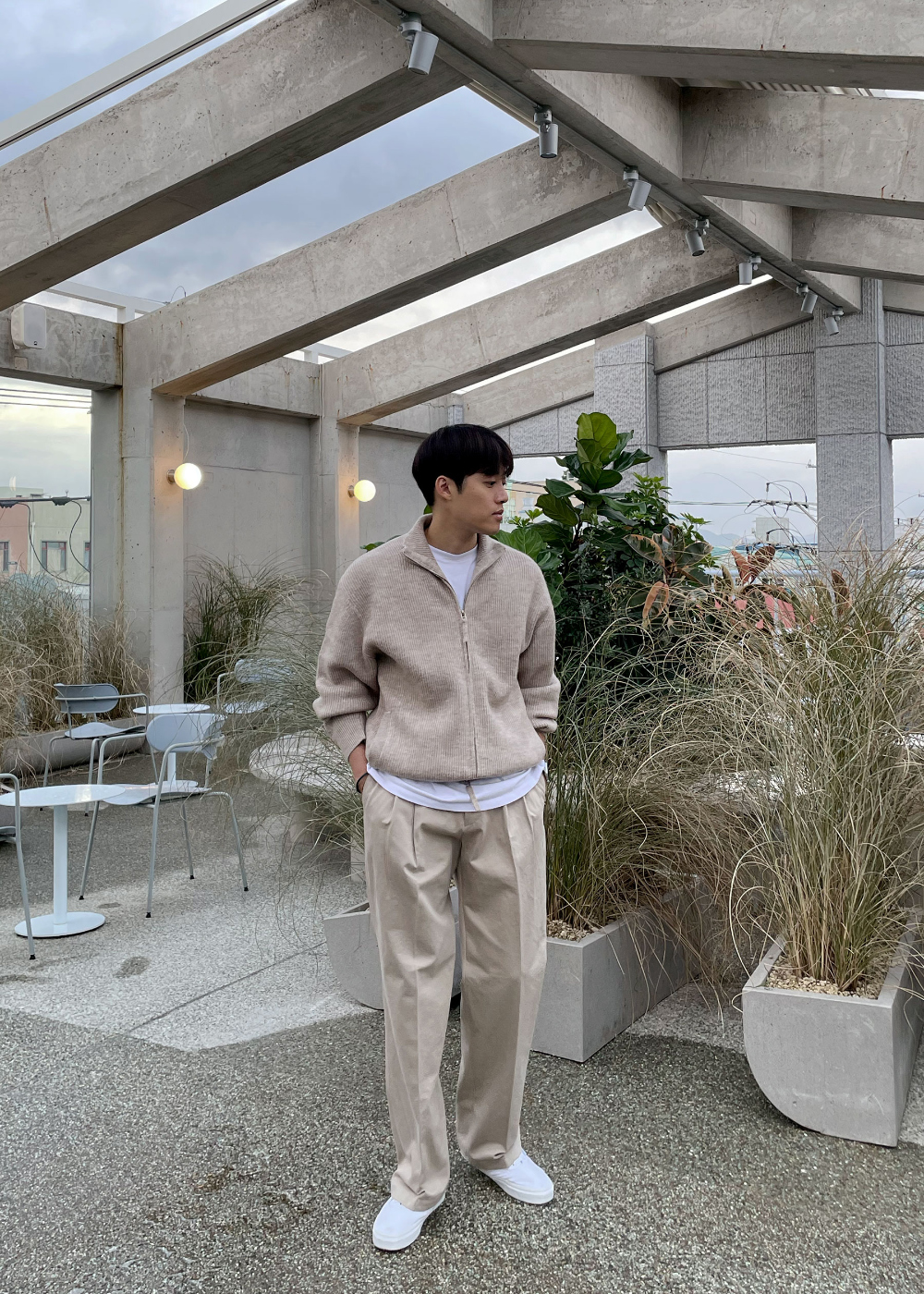 재킷 모델 착용 이미지-S35L34