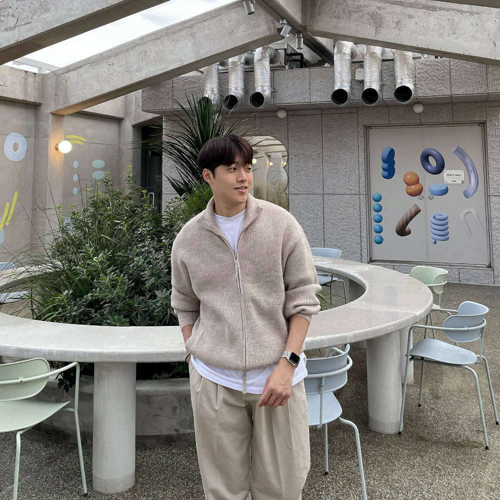 재킷 모델 착용 이미지-S35L31
