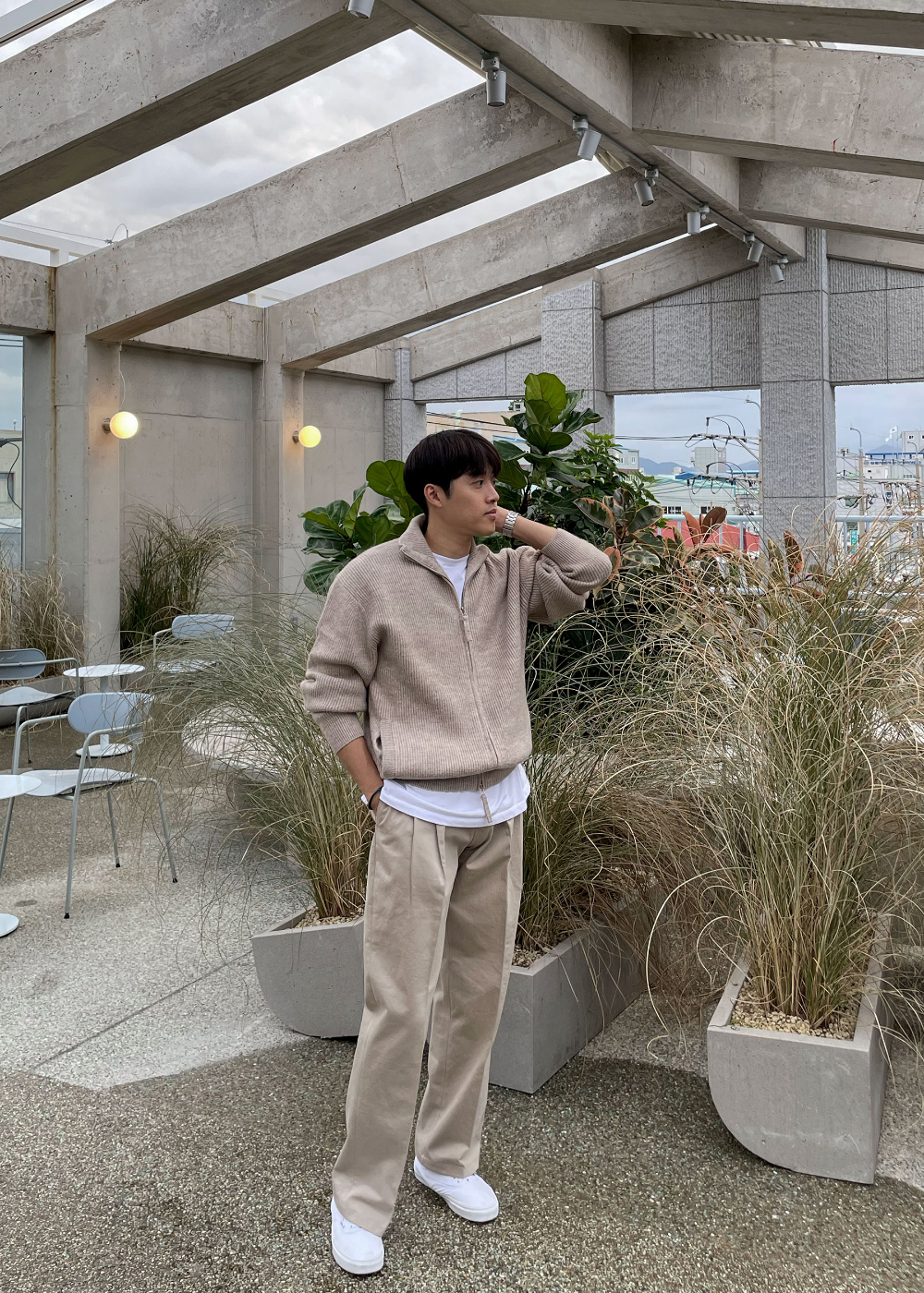 재킷 모델 착용 이미지-S35L47