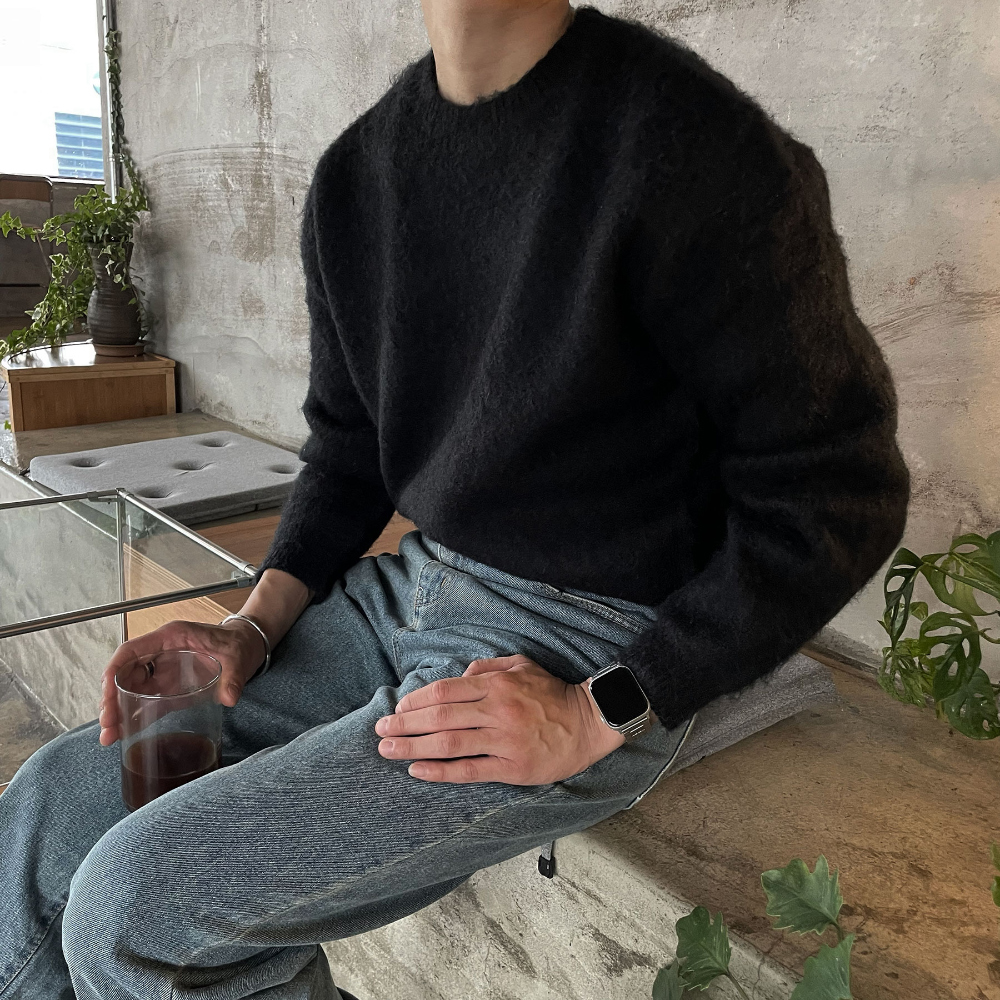 긴팔 티셔츠 모델 착용 이미지-S61L38