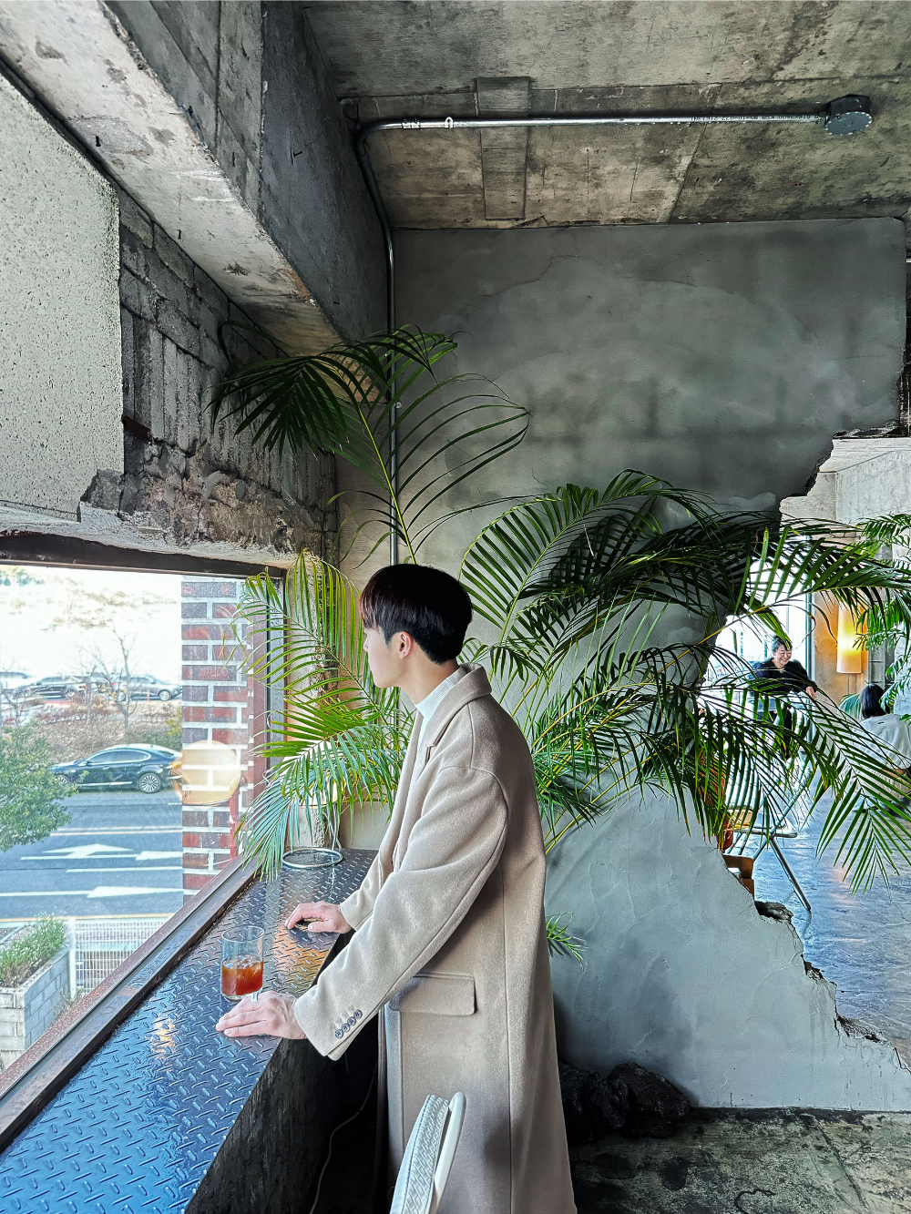 코트 모델 착용 이미지-S57L17