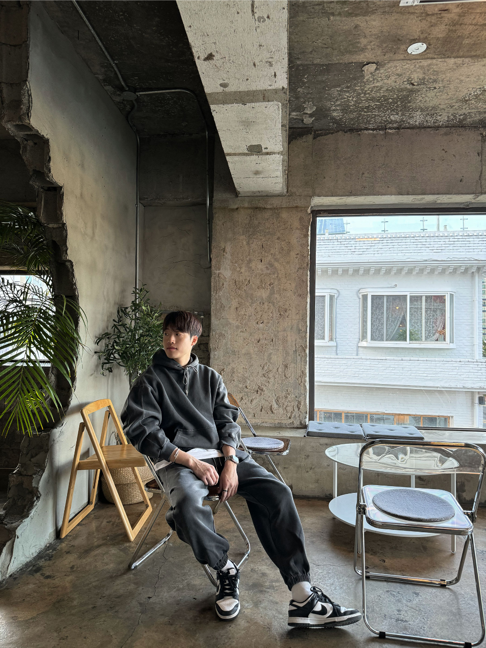 바지 모델 착용 이미지-S45L15